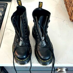 Dr.Marten Sinclair women’s 7